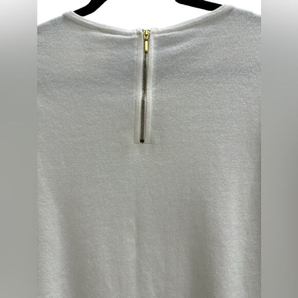Chico’s  White Sweater With Zipper On The Back Size 1 - Picture 4 of 8